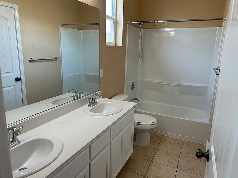 2342 Blue Ridge Ave — Photo 21