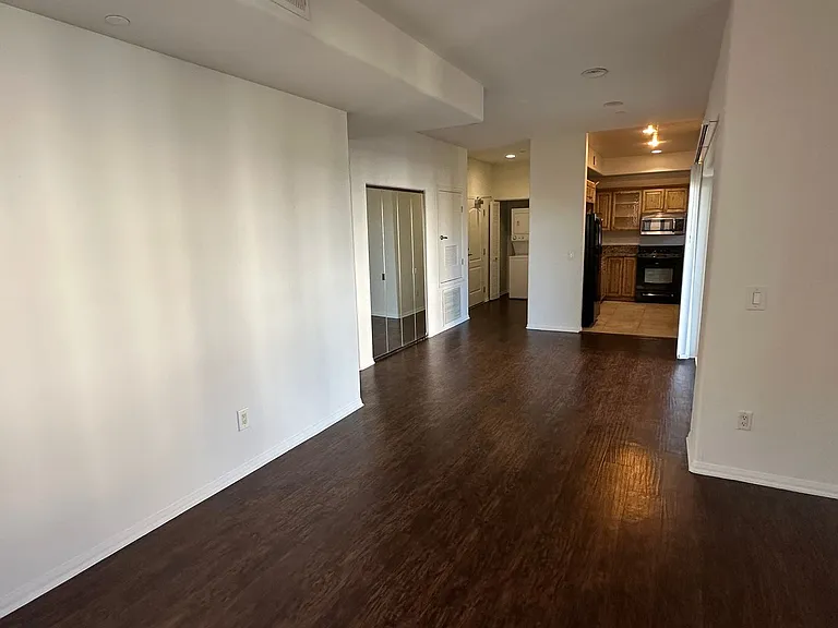 Berendo Terrace Apartment Homes — Photo 8