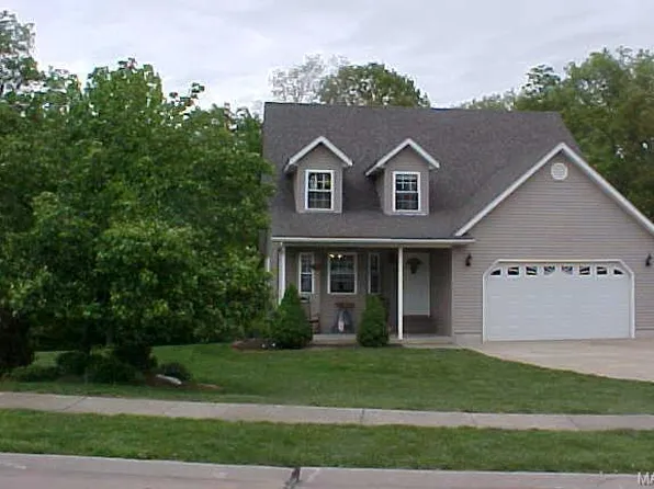 515 Quail Ct, Grafton, IL 62037