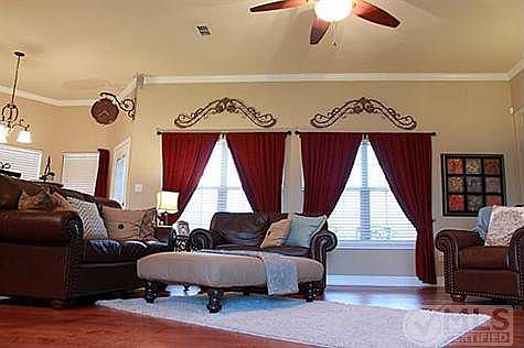 3rd image of 134 Apple Blossom Dr