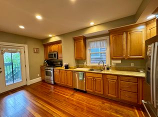 427 E 7th St #1, South Boston, MA 02127
