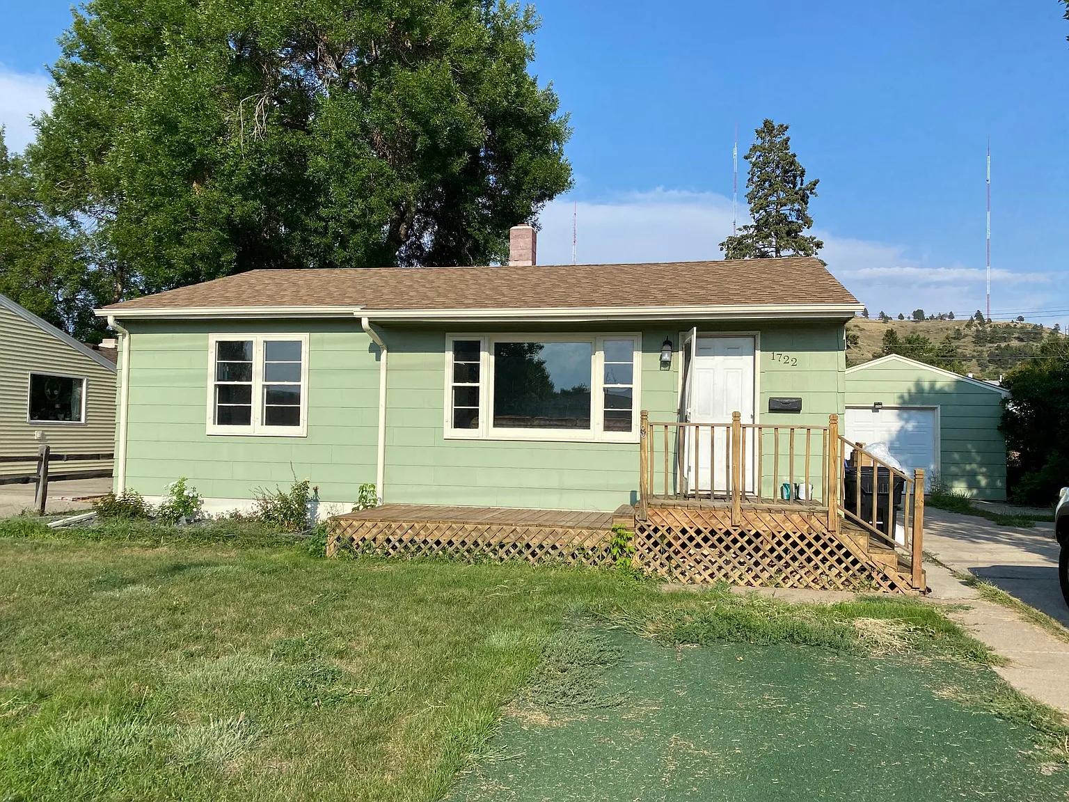 2 bed, 900 sqft, $1,850 — Photo 1