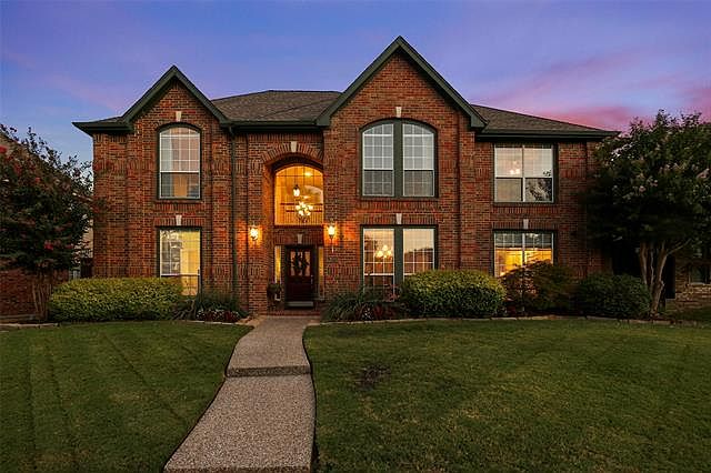 1st image of 2604 Ashcroft Ln