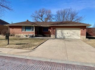 209 S Madison St, Smith Center, KS 66967