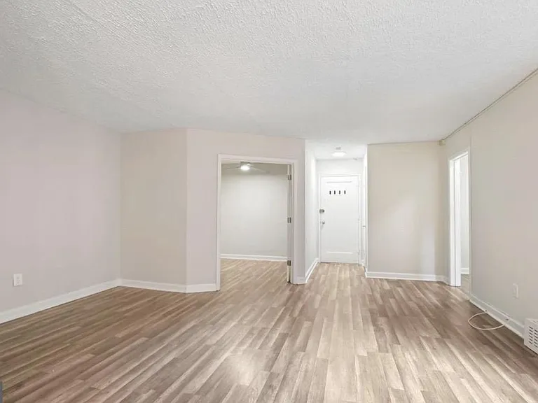 2325 42nd St NW #420 — Photo 7