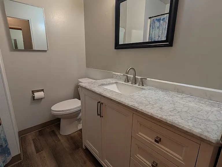 428 Linden Dr — Photo 16