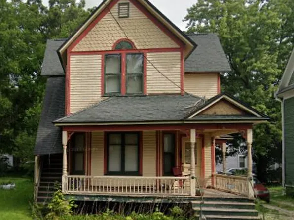 712 W Walnut St, Kalamazoo, MI 49007