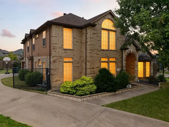 607 Hilltop Dr, Murphy, TX 75094