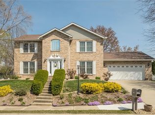1208 Shadow Ridge Xing, O'Fallon, IL 62269