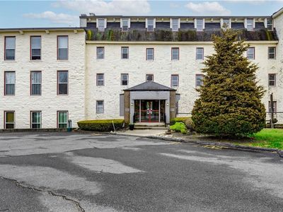 494 Woonasquatucket Ave #402, North Providence, RI, 02911