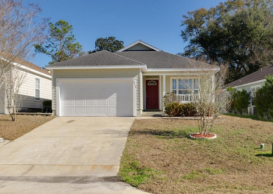 1st image of 6418 NW 109th Pl