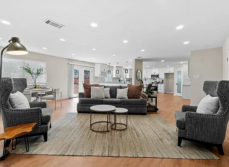 8366 Madison Ave — Photo 26