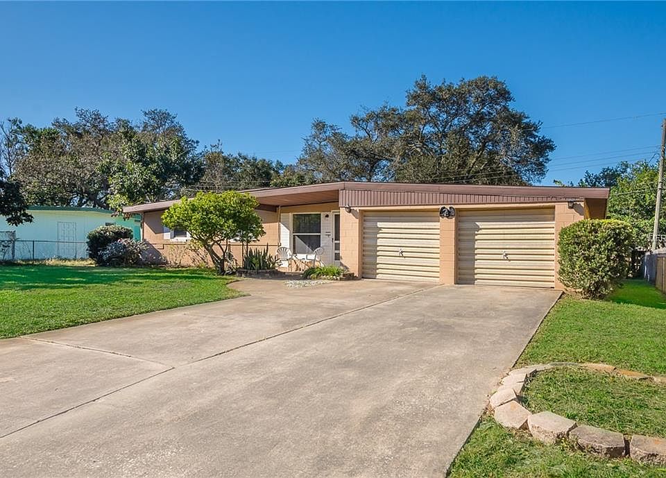 1st image of 112 Bunker Ln