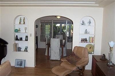 5th image of 1927 N Harrison Ave