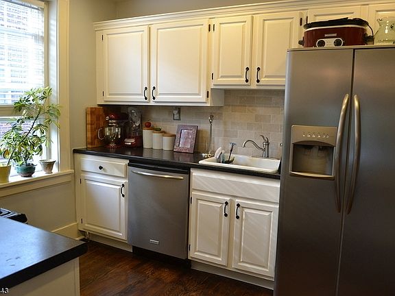 5th image of 49 Park Ave Unit 41