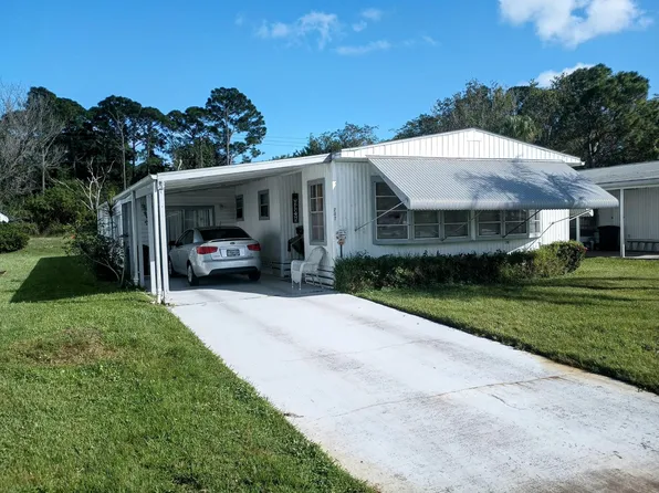 207 Camino Del Rio, Port St Lucie, FL 34952