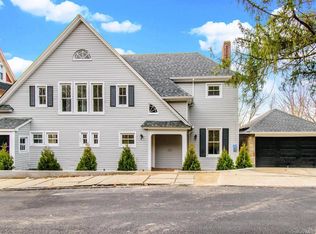 163 Shonnard Ter, Yonkers, NY 10701