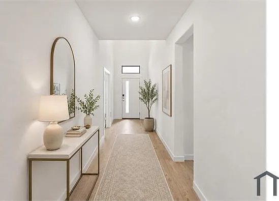 2020 Stonebrook St — Photo 3