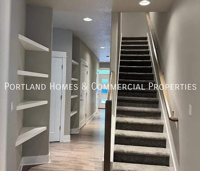 3070 Lazy River Dr — Photo 3