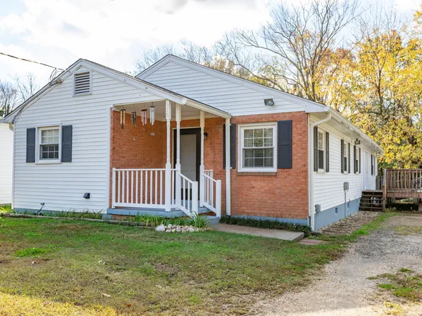 918 Northside Dr, Fredericksburg, VA 22405