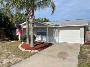 11715 Meadow Dr, Port Richey, FL 34668