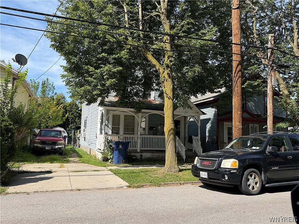 1st image of 210 East St