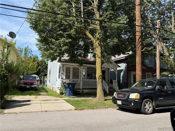 210 East St, Buffalo, NY 14207