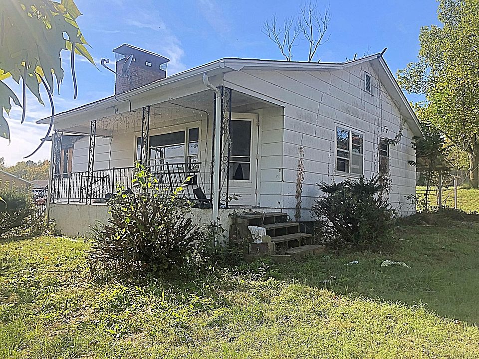 2nd image of 94 Gravel Ave