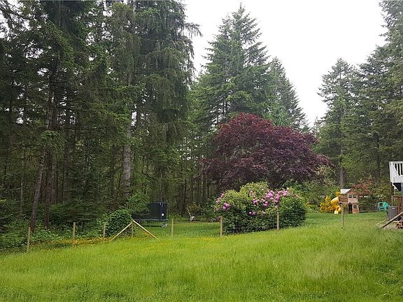 5th image of 51 E Garden Pl