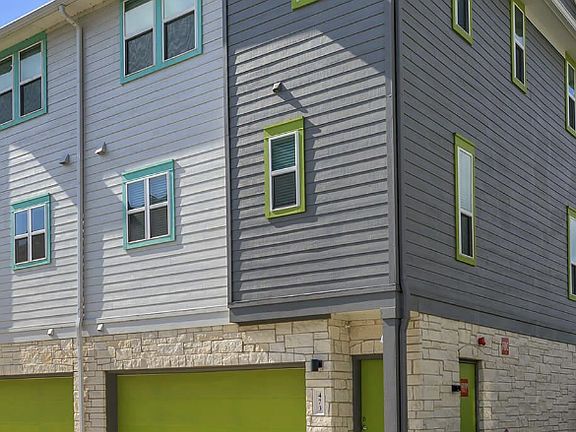 2nd image of 449 San Gabriel Campus Dr