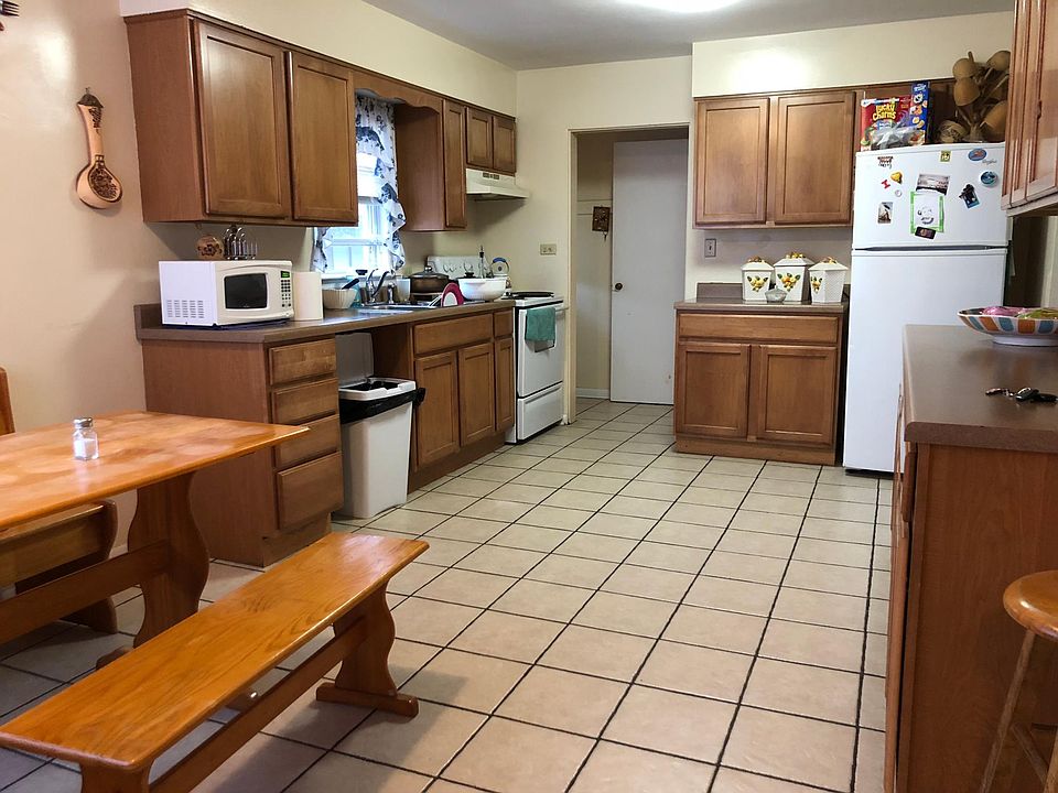 1st image of 415 Westmoreland Ave