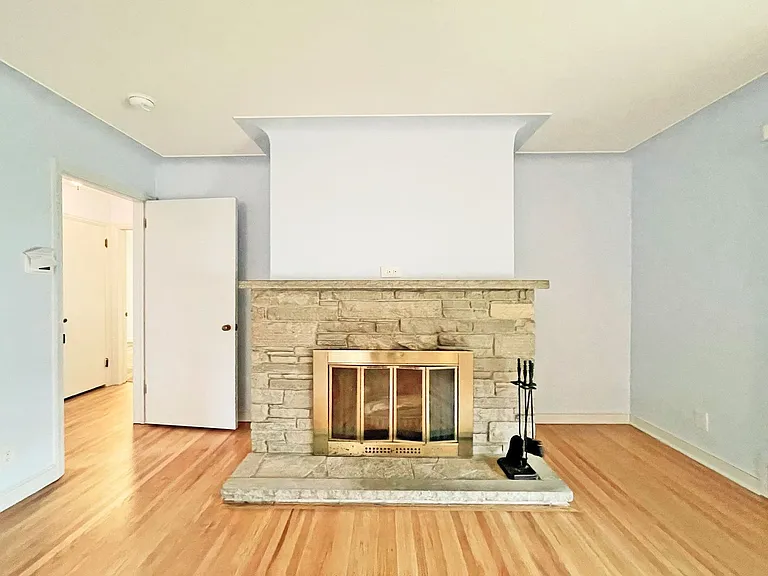 8824 W 34th St — Photo 4