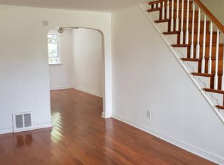 1221 Crestview Rd, Darby, PA 19023