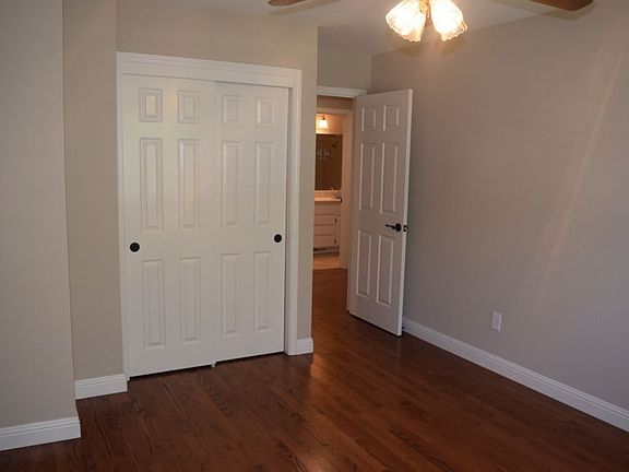 2nd image of 1657 Stone Way