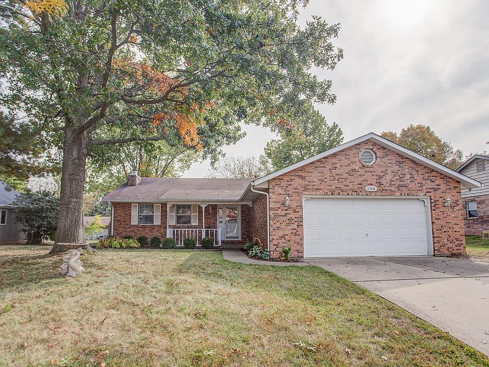2nd image of 2308 Cotswold Cir