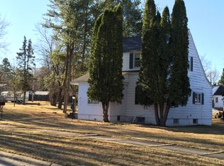 609 7th St NW, Chisholm, MN 55719