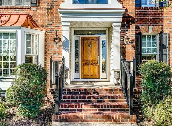 2nd image of 5616 Belstead Ln