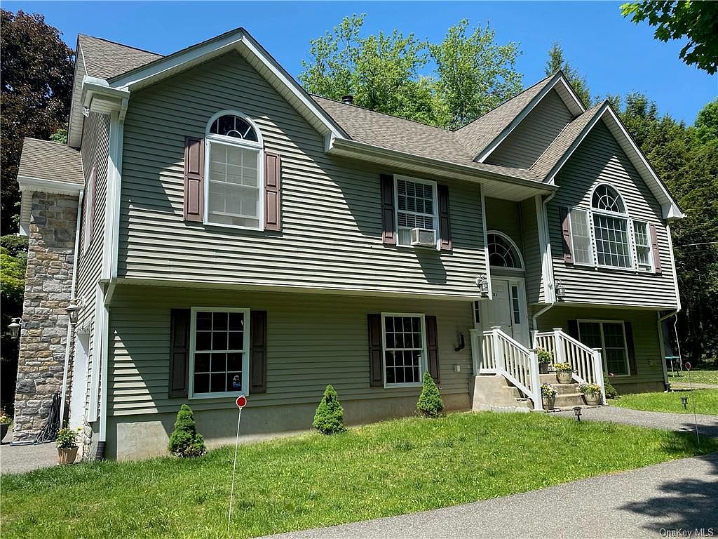 28 Front Street, Mahopac, NY 10541 Zillow