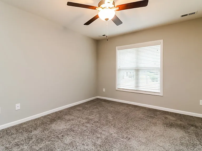 155 Oakdale Ave — Photo 9