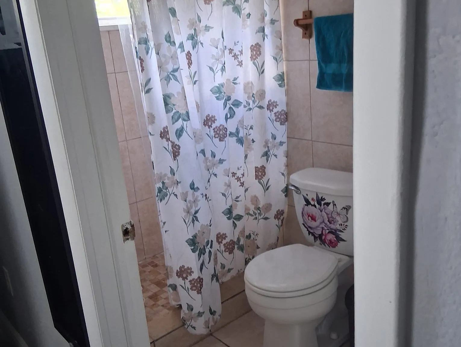 3 bed, 1075 sqft, $900 — Photo 3