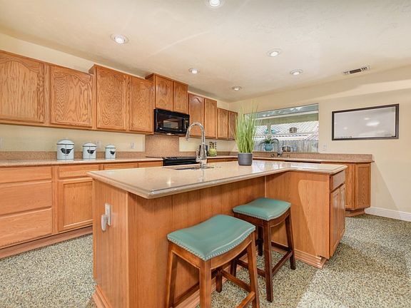 5th image of 5648 Deedie Ave