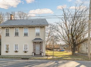 182 Market St, Belvidere, NJ 07823