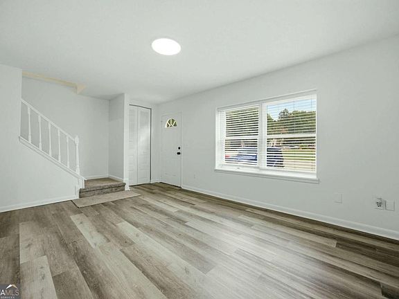 4th image of 3774 Meadow Rue Ln