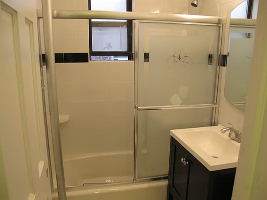 Rented by SUN WOOD REAL ESTATE | media 2