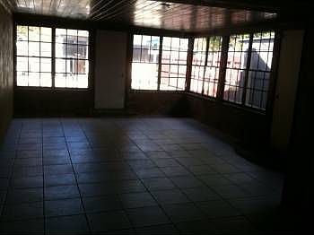 3rd image of 6216 N Hale Ave