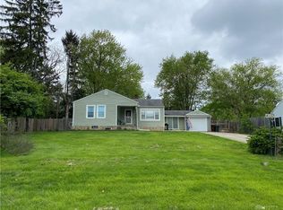 4117 Locustwood Dr, Dayton, OH 45429