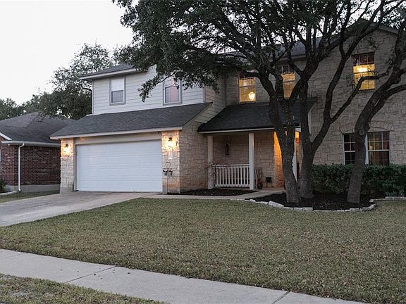 2nd image of 1613 Country Squire Dr