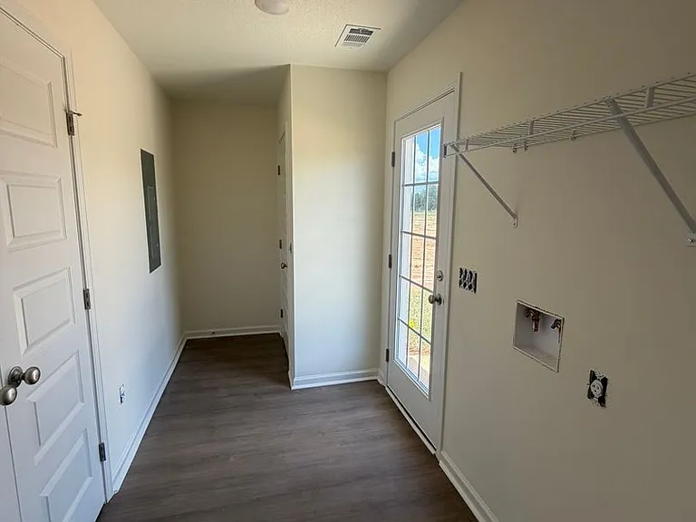 513 Nickies Way — Photo 14