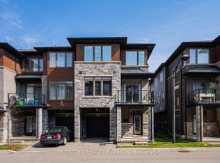 30 Times Square Blvd #283, Hamilton, ON