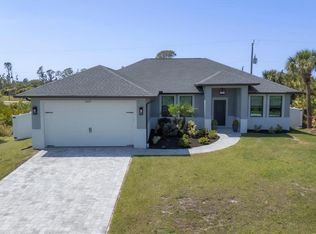 6337 Shaw St, Englewood, FL 34224